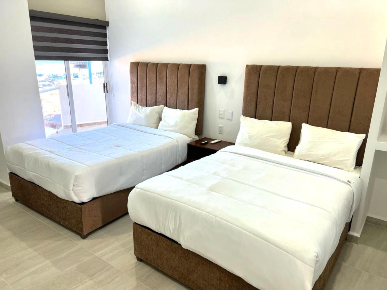 Antonios Miramar Hotel Ciudad Madero Exteriör bild
